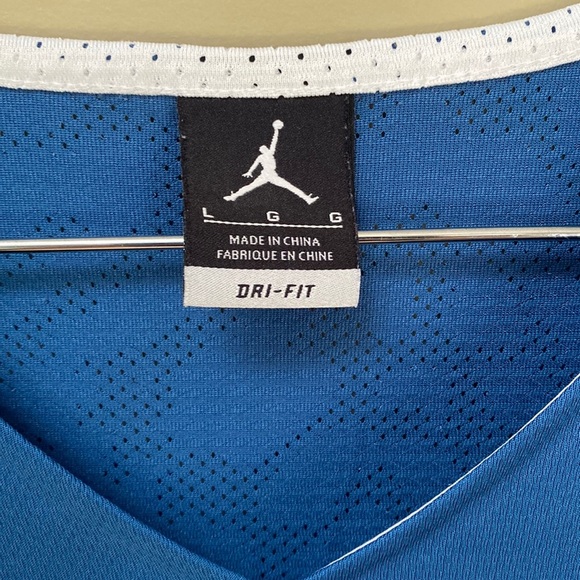 NIKE | Jordan Jersey - Picture 3 of 7